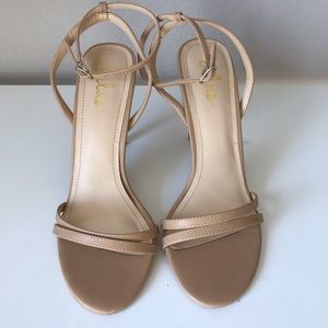 Nude color Lulu’s Heels.TTS 8 1/2